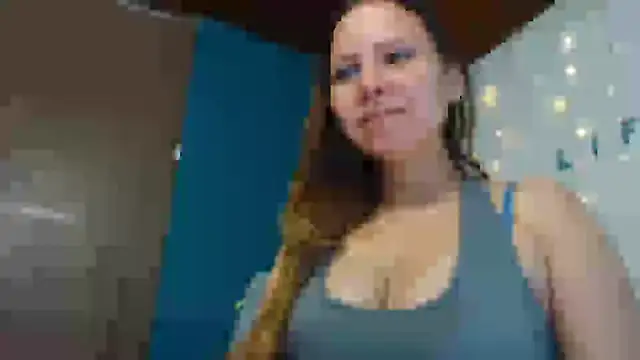 camila delarosa online show from December 10, 2024, 12:27 pm