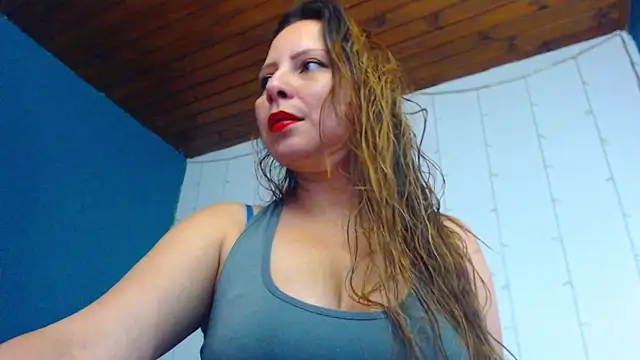 camila delarosa online show from February 6, 2025, 12:59 pm