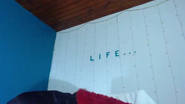 camila delarosa online show from February 6, 2025, 7:18 pm