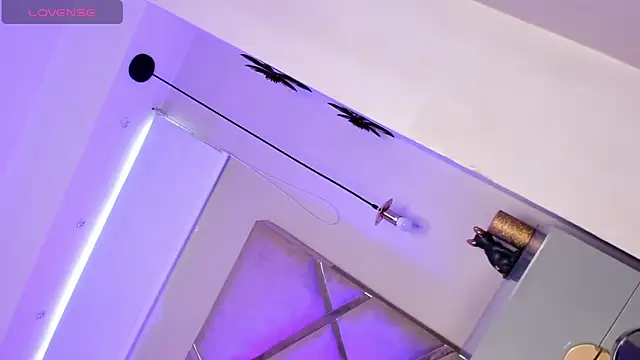 Dalila Thoms online show from February 28, 2025, 4:53 pm