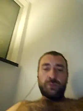 Snapshot of TIGERRR86 chatting on September 28, 2025, 6:46 pm TIGERRR86 online show from September 28, 2025, 6:46 pm