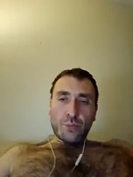 Snapshot of TIGERRR86 chatting on October 27, 2025, 8:24 pm TIGERRR86 online show from October 27, 2025, 8:24 pm