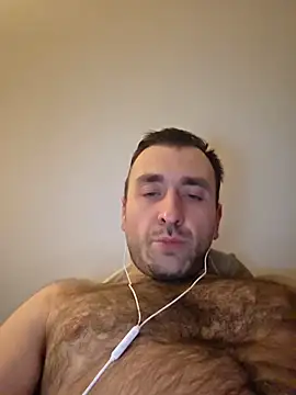 Snapshot of TIGERRR86 chatting on February 1, 2026, 8:18 pm TIGERRR86 online show from February 1, 2026, 8:18 pm