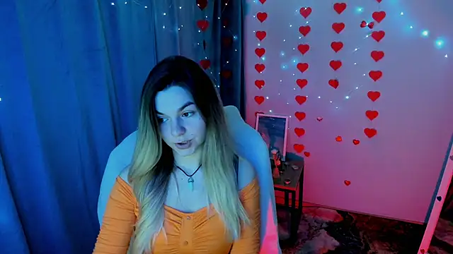 Snapshot of Sweet_me_ chatting on April 18, 2026, 5:44 am Sweet me online show from April 18, 2026, 5:44 am