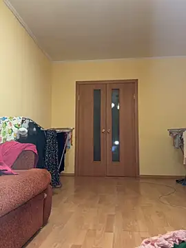 Snapshot of Crayzy_Luv chatting on March 14, 2025, 12:32 am Crayzy Luv online show from March 14, 2025, 12:32 am