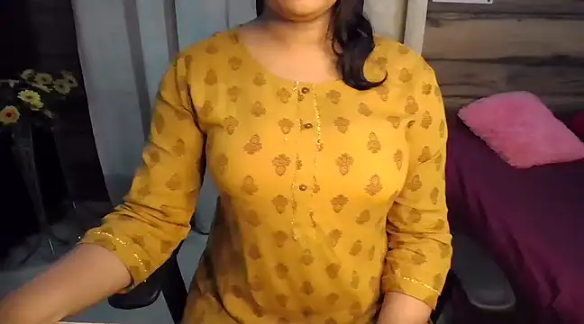 Snapshot of Trezza chatting on December 14, 2024, 5:58 pm Trezza online show from December 14, 2024, 5:58 pm