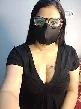 Trezza online show from July 24, 2026, 9:02 pm