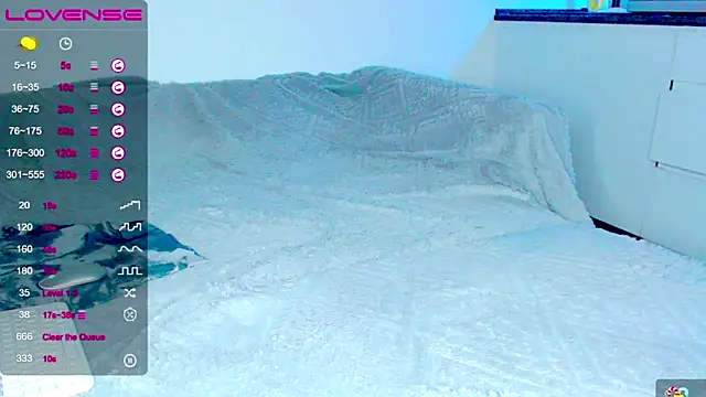 kitti kaattt online show from February 21, 2026, 3:24 pm