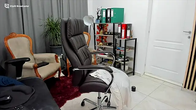 fireflowers  online show from December 14, 2024, 1:06 am