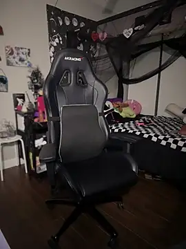 Snapshot of marleymaxwell chatting on March 15, 2025, 2:03 am marleymaxwell online show from March 15, 2025, 2:03 am