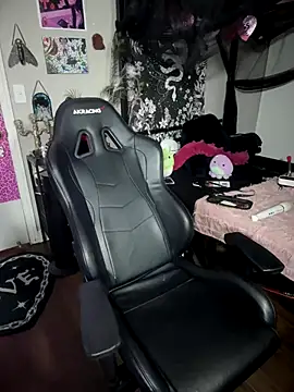 Snapshot of marleymaxwell chatting on September 21, 2025, 4:47 am marleymaxwell online show from September 21, 2025, 4:47 am