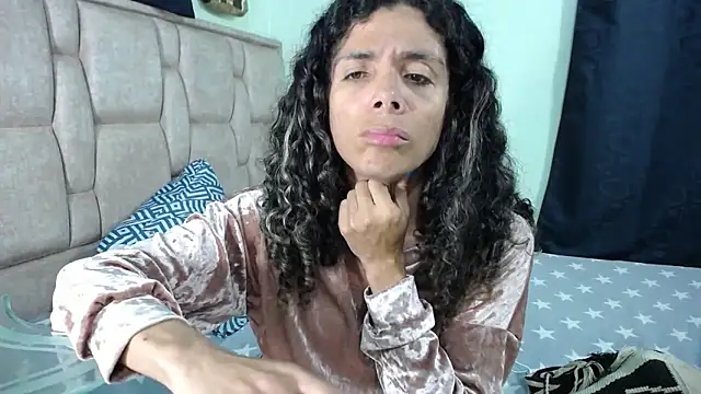 Snapshot of Nadia_Monroe chatting on February 9, 2025, 3:00 am Nadia Monroe online show from February 9, 2025, 3:00 am