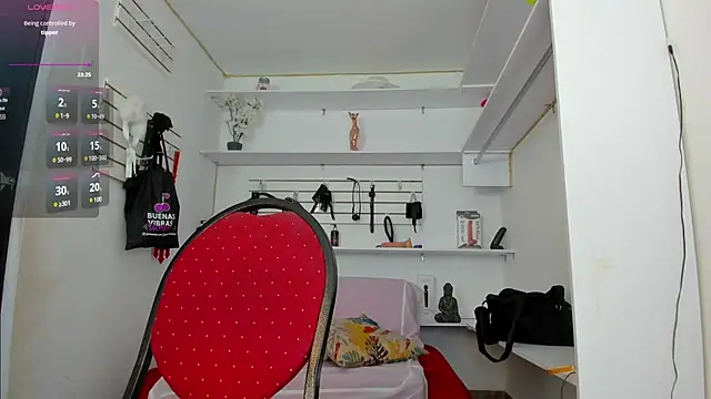 Alejandra Dunn online show from February 18, 2025, 1:44 pm