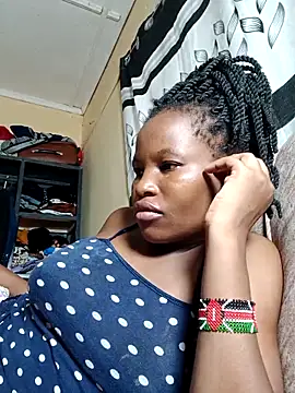 petite babe online show from March 31, 2026, 3:52 am