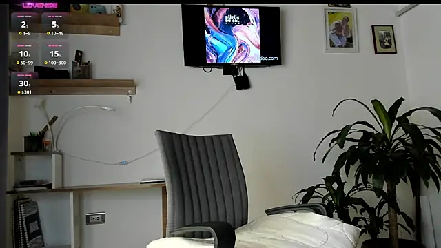 manucute 23  online show from March 18, 2026, 3:26 pm