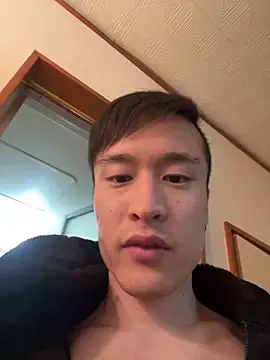 Snapshot of IroManager chatting on February 7, 2025, 7:49 pm IroManager online show from February 7, 2025, 7:49 pm