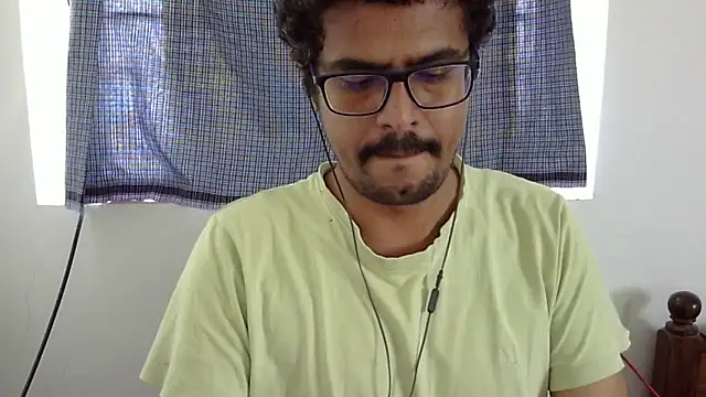 The SHY uncut online show from October 26, 2025, 7:03 am