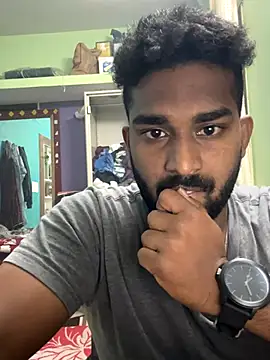 Handsomehunk 4U online show from December 3, 2024, 1:32 pm