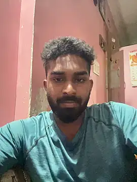 Handsomehunk 4U online show from December 5, 2024, 3:39 pm