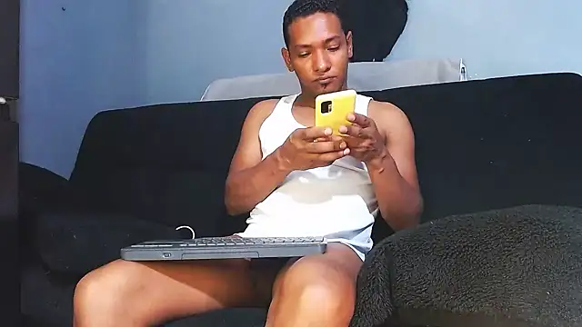 Snapshot of Grandeygruesa1 chatting on September 15, 2025, 12:21 am Grandeygruesa1 online show from September 15, 2025, 12:21 am