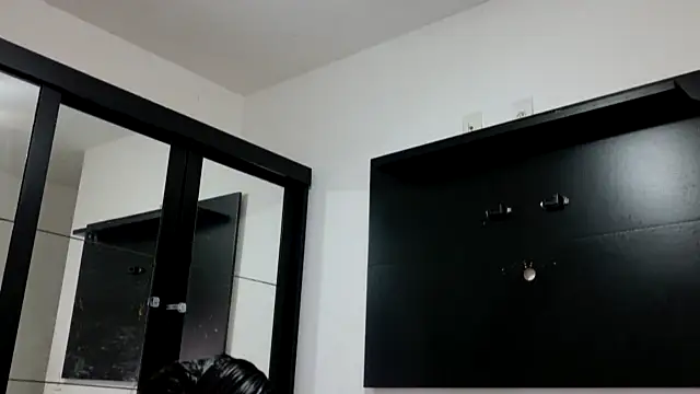 Miss Racheal BR online show from September 22, 2025, 1:24 pm