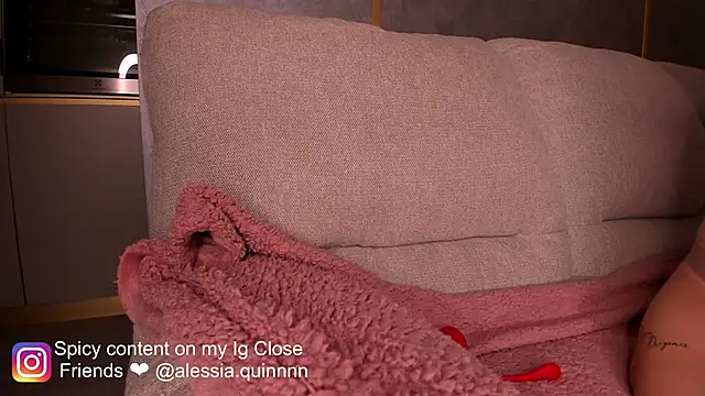 BaayBee   online show from January 24, 2025, 9:37 pm