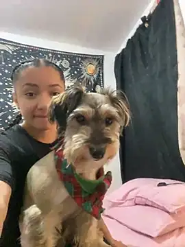 Alicia ALICIA online show from December 10, 2024, 4:27 pm