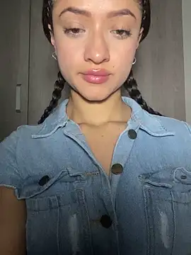 Alicia ALICIA online show from December 23, 2024, 1:08 am