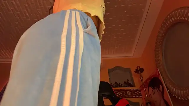 ORLA86 online show from February 27, 2025, 6:20 pm