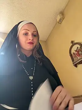 LadyTatiana Madam online show from March 22, 2026, 1:36 pm