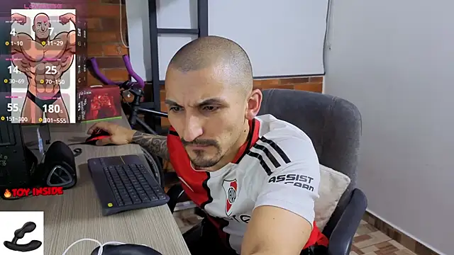 Marck Muscle online show from May 22, 2026, 11:32 pm