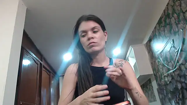 Karla sweed online show from March 13, 2025, 11:05 pm