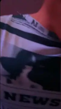 Snapshot of BodyandlegginLover chatting on September 16, 2025, 7:53 am BodyandlegginLover online show from September 16, 2025, 7:53 am