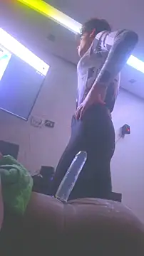 Snapshot of BodyandlegginLover chatting on September 20, 2025, 7:53 am BodyandlegginLover online show from September 20, 2025, 7:53 am