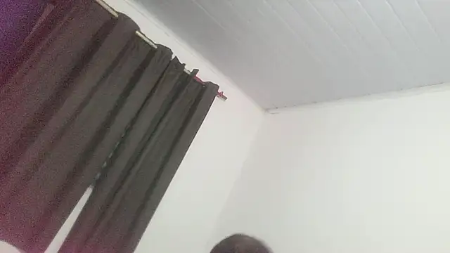 Snapshot of UncutToyBoy23cm chatting on November 2, 2025, 10:01 pm UncutToyBoy23cm online show from November 2, 2025, 10:01 pm