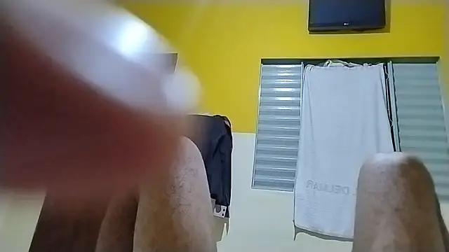 Snapshot of UncutToyBoy23cm chatting on December 16, 2025, 1:49 pm UncutToyBoy23cm online show from December 16, 2025, 1:49 pm