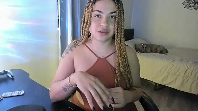 MelSaunders online show from December 20, 2024, 3:47 am