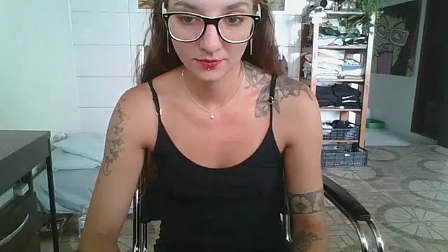 SweetyBabyDemon online show from February 22, 2026, 12:47 pm