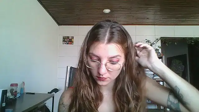 SweetyBabyDemon online show from April 10, 2026, 1:38 pm