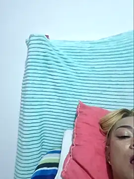 gatadeojosclaros online show from March 10, 2025, 9:10 am