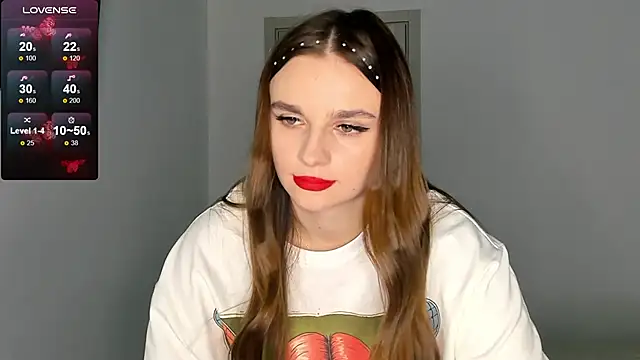 Snapshot of MCfly_11 chatting on December 15, 2024, 3:42 pm MCfly 11 online show from December 15, 2024, 3:42 pm