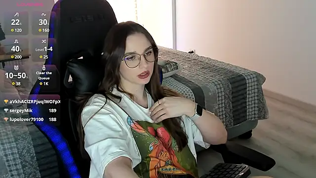 Snapshot of MCfly_11 chatting on February 9, 2025, 7:38 am MCfly 11 online show from February 9, 2025, 7:38 am