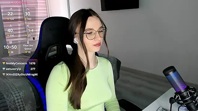 Snapshot of MCfly_11 chatting on March 9, 2025, 12:09 pm MCfly 11 online show from March 9, 2025, 12:09 pm