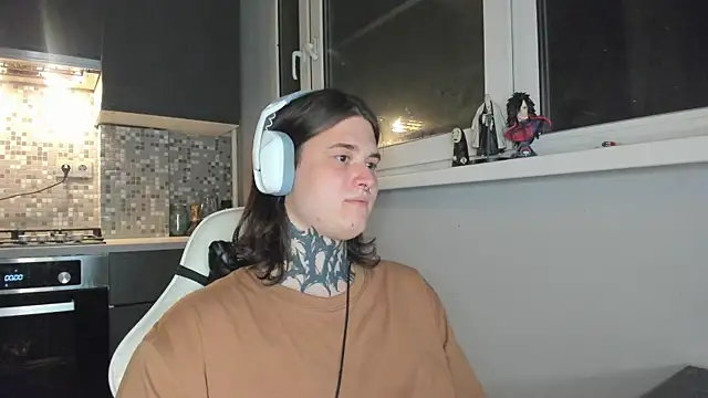  torfin  online show from February 16, 2025, 10:21 pm