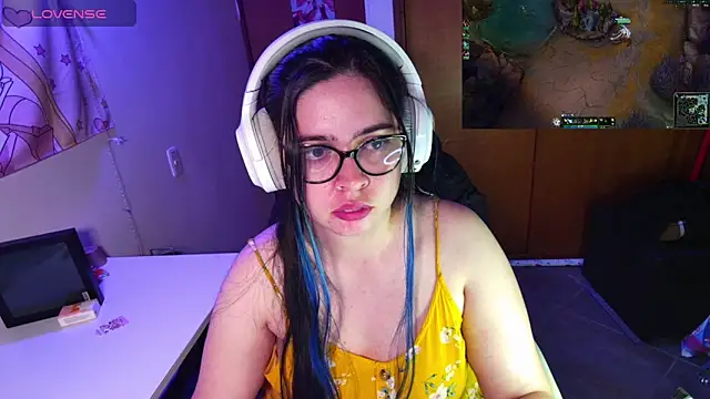 Snapshot of Vallolet_Spencer chatting on January 10, 2025, 2:04 am Vallolet Spencer online show from January 10, 2025, 2:04 am