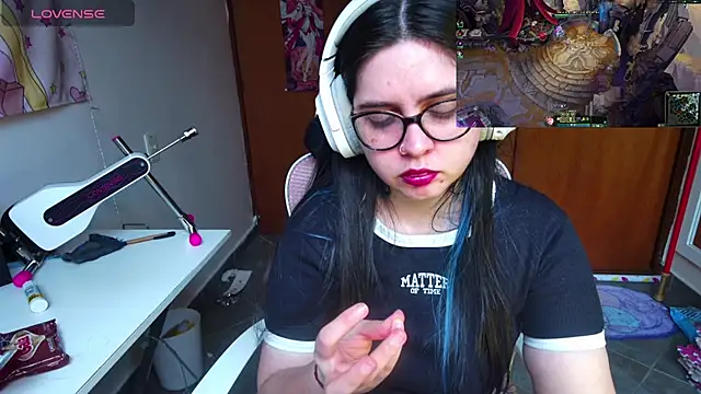 Snapshot of Vallolet_Spencer chatting on February 9, 2025, 9:49 pm Vallolet Spencer online show from February 9, 2025, 9:49 pm