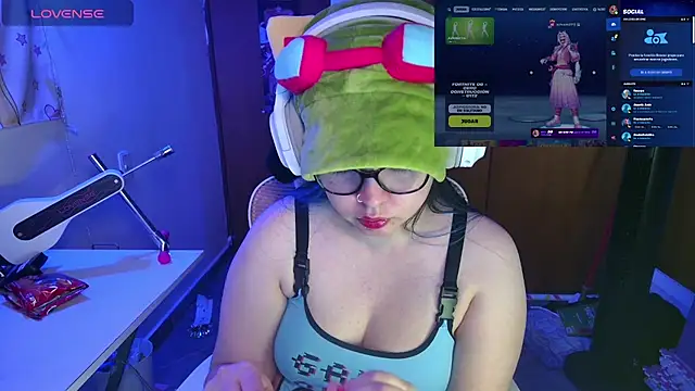 Snapshot of Vallolet_Spencer chatting on March 4, 2025, 12:29 am Vallolet Spencer online show from March 4, 2025, 12:29 am