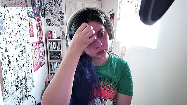 Snapshot of Vallolet_Spencer chatting on September 22, 2025, 3:36 pm Vallolet Spencer online show from September 22, 2025, 3:36 pm