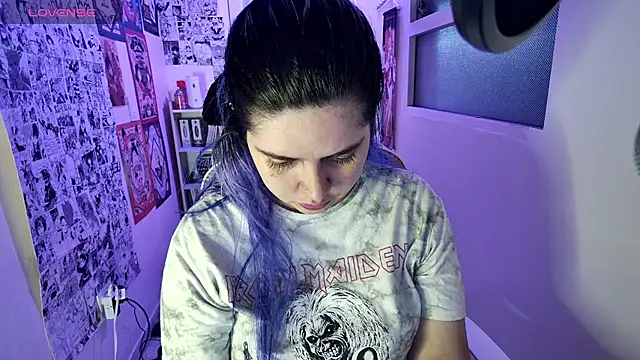 Snapshot of Vallolet_Spencer chatting on October 21, 2025, 12:11 am Vallolet Spencer online show from October 21, 2025, 12:11 am