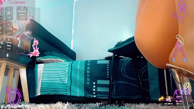 Snapshot of _Riannagarcia_ chatting on September 22, 2025, 7:16 pm Riannagarcia online show from September 22, 2025, 7:16 pm